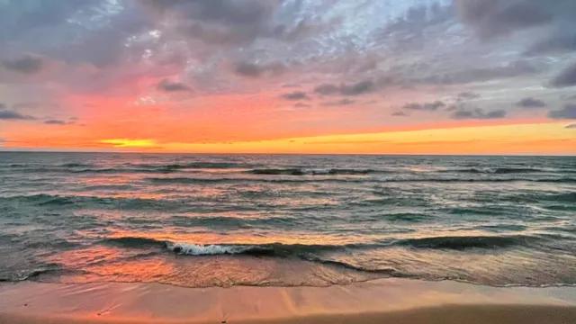 View of a sunset on Lake Huron beach in Kincardine, ON